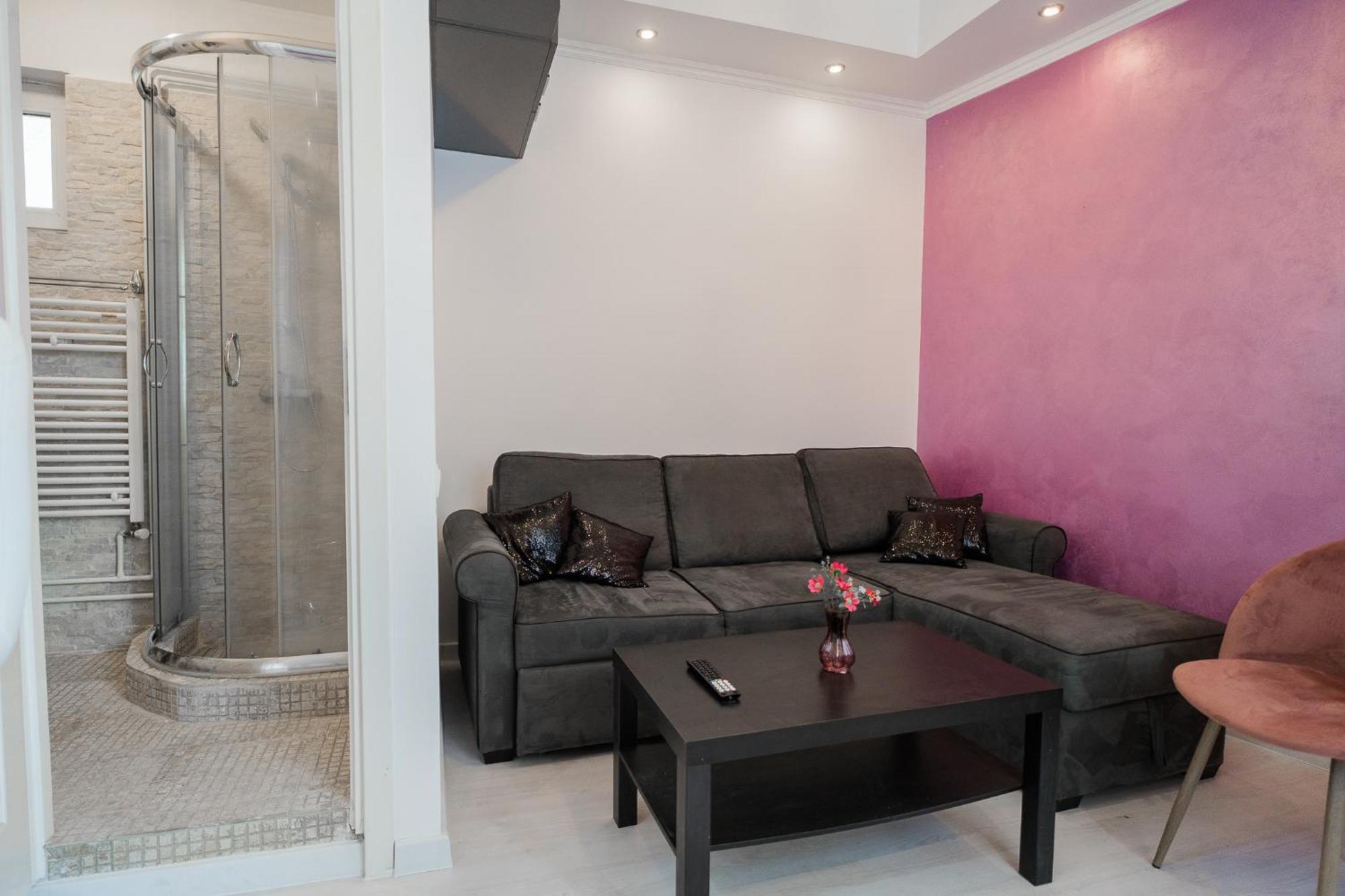 Ultra White & Lila Apartamento