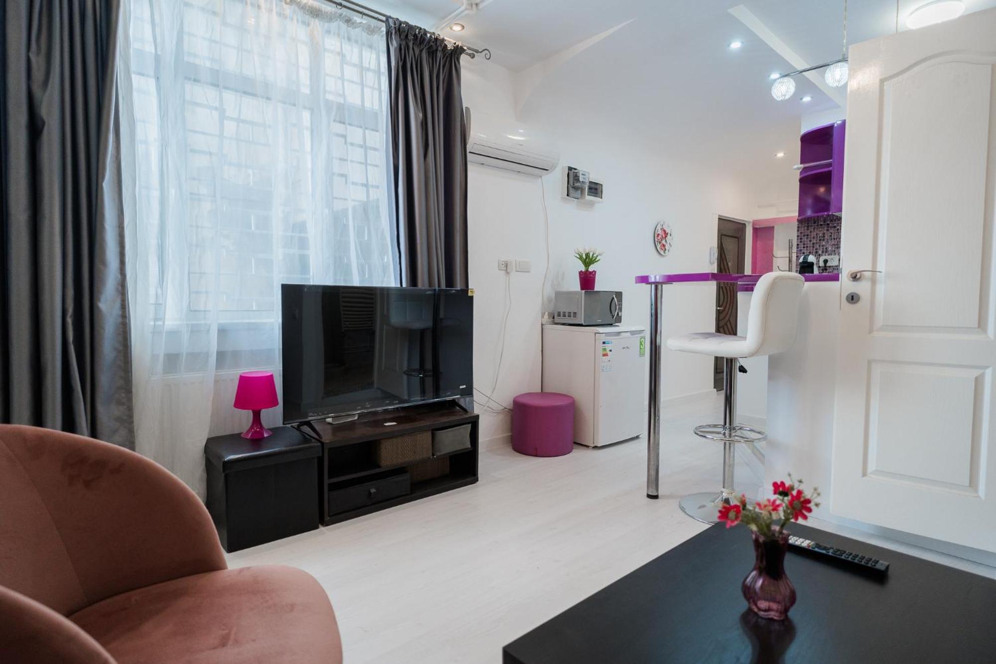 Apartamento Ultra White & Lila