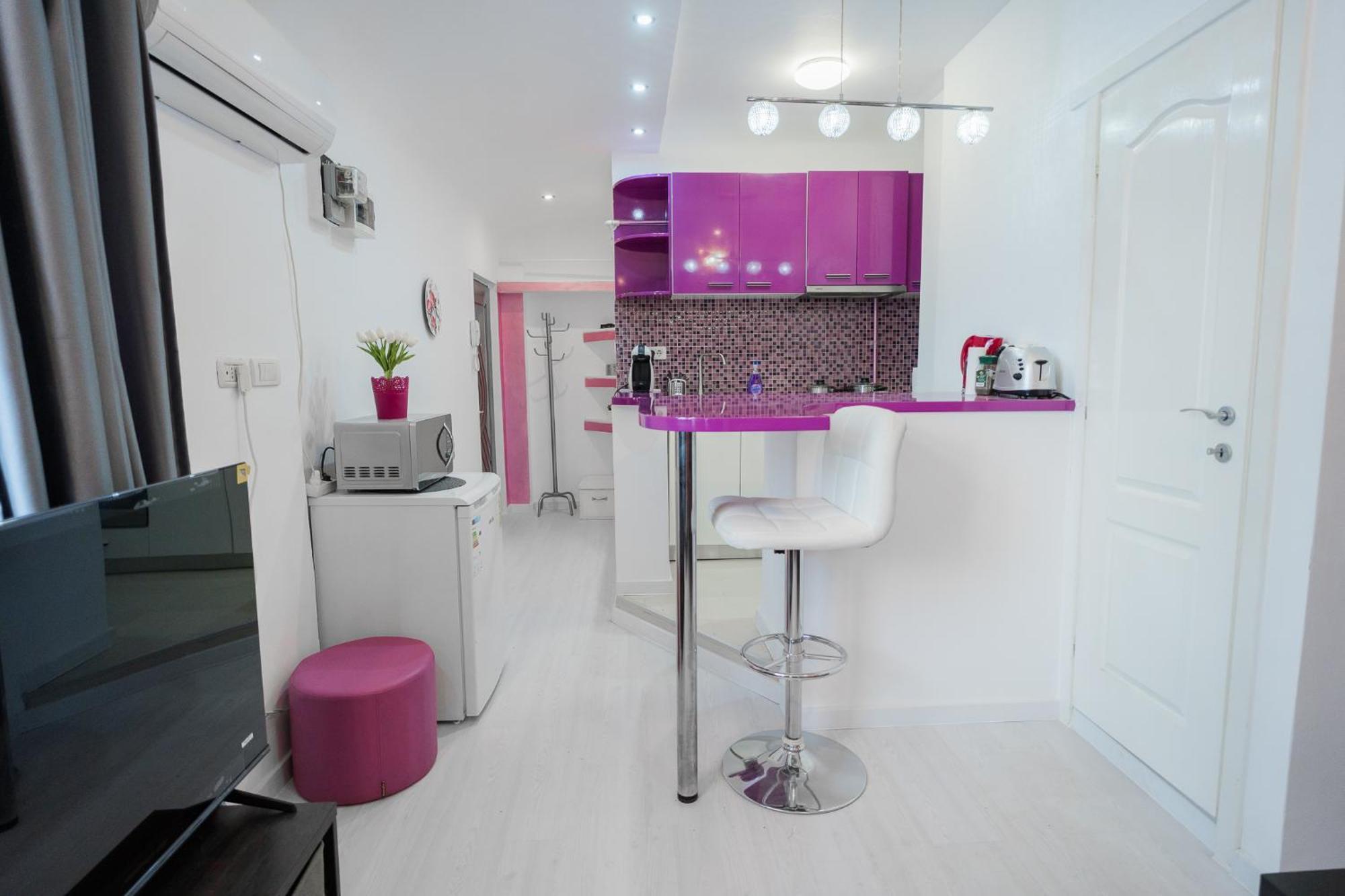 Ultra White & Lila Apartamento Bucarest
